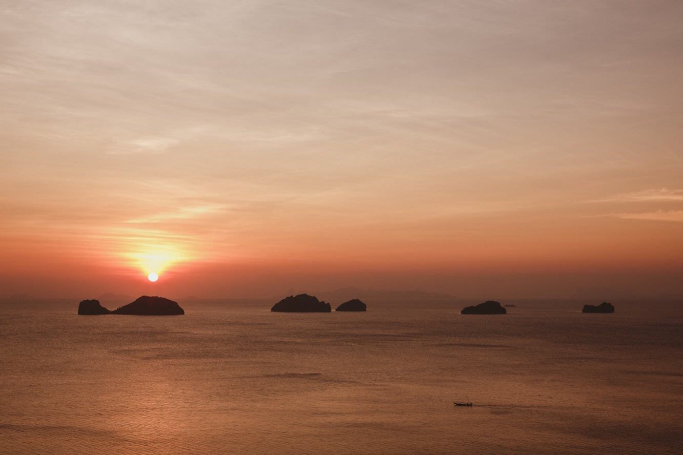 11_sunset_samui_koh_conrad Conrad Koh Samui Wedding Photographer
