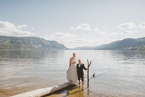 Shuswap lake wedding