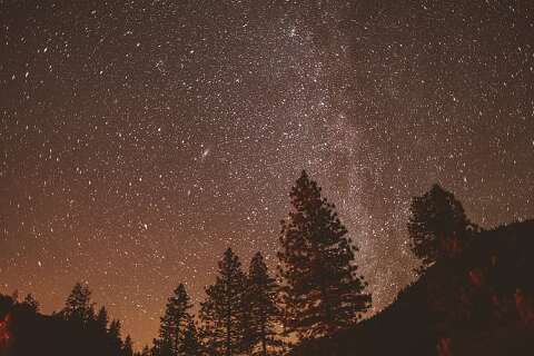 Yosemite valley at night