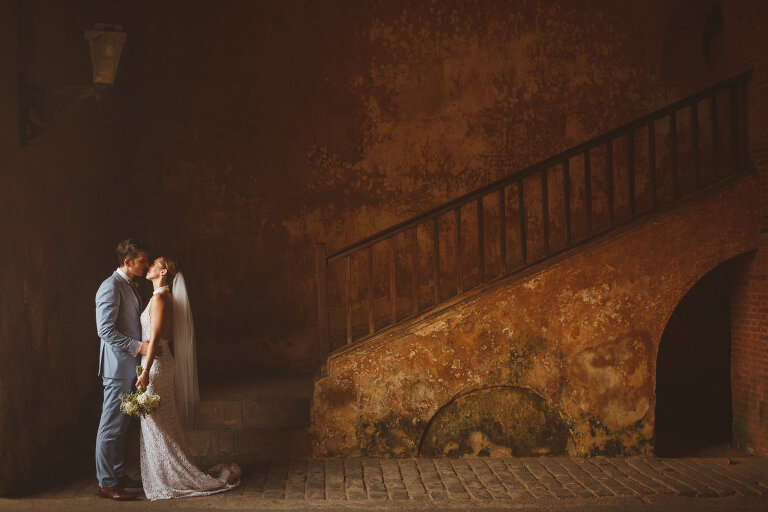 Sri Lanka bride and groom portrait